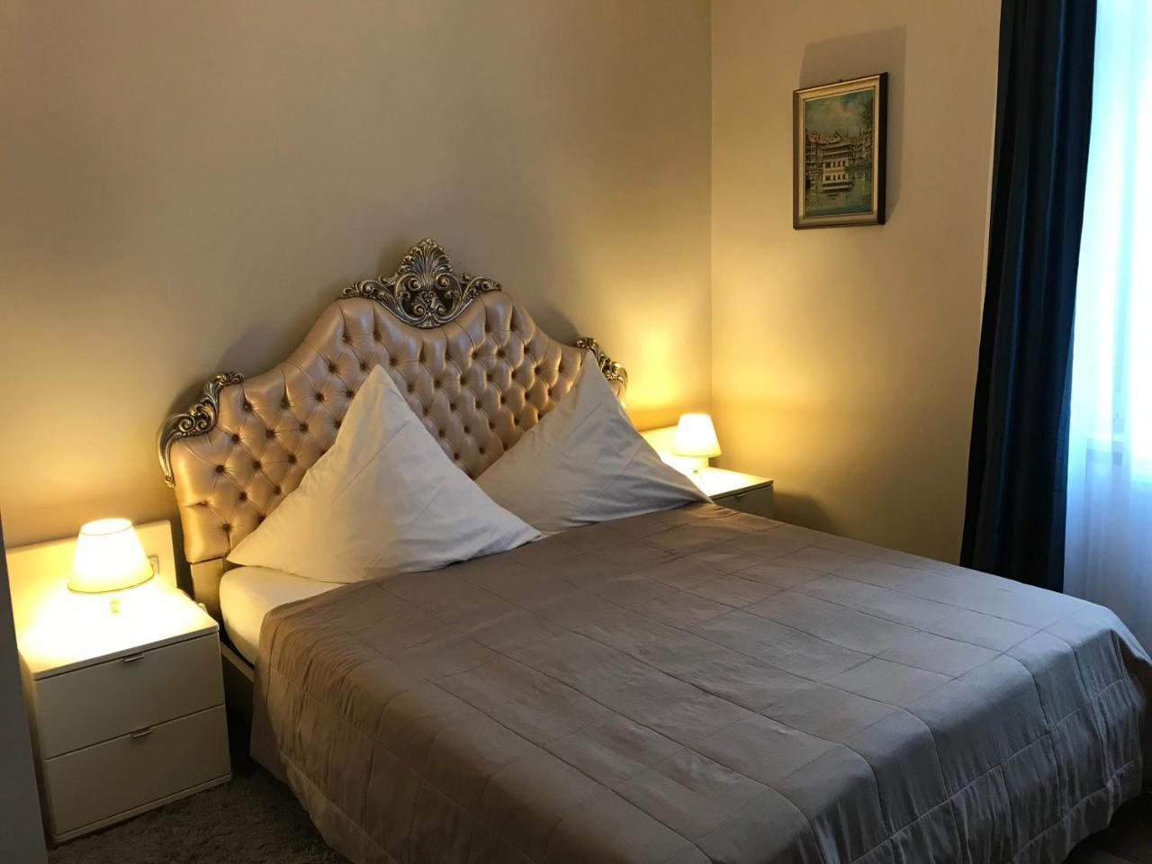 Vip Apartment an den Thermen Baden-Baden Buitenkant foto